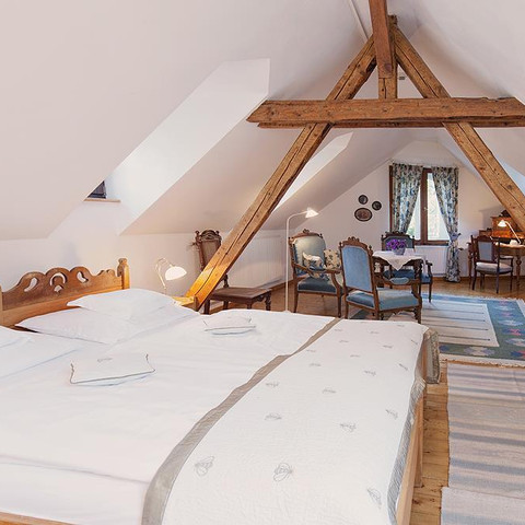 Giebelzimmer-Allergikerdoppelzimmer