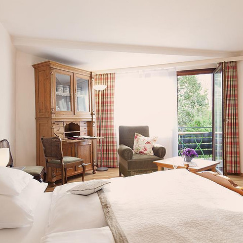 Wellness-Doppelzimmer mit eigener Sauna und Balkon