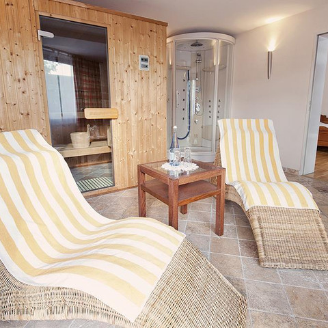 Saunabereich im Wellness-Doppelzimmer