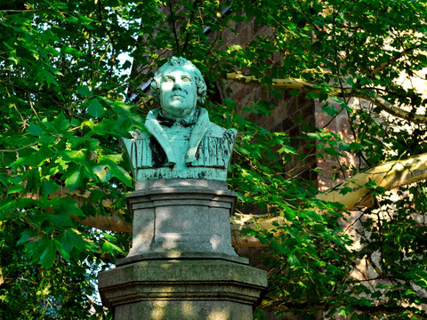Grimma, Lutherdenkmal