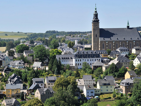 Blick auf die Bergstadt Schneeberg