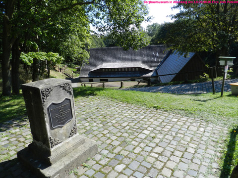 Blick zum Museumskomplex