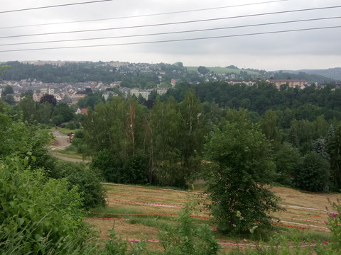 Blick ins Zschopautal, links ist der "Dicke Heinrich" zu erkennen