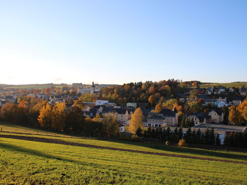 Ausblick Gornsdorfer Straße auf Thalheim