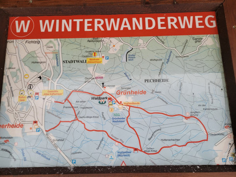 Winterwanderweg Grünheide - Infotafel am Wanderparkplatz Waldpark Grünheide