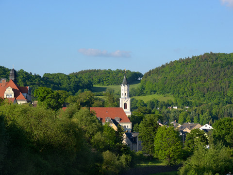 Blick auf Elsterberg mit der Laurentiuskirche