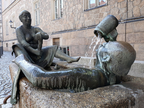 Brunnen Zecherpaar, Görlitz