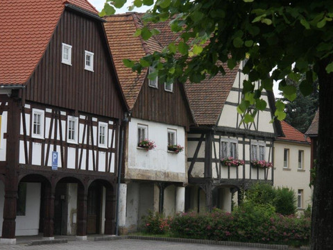 Vorlaubenhäuser am Markt in Hirschfelde