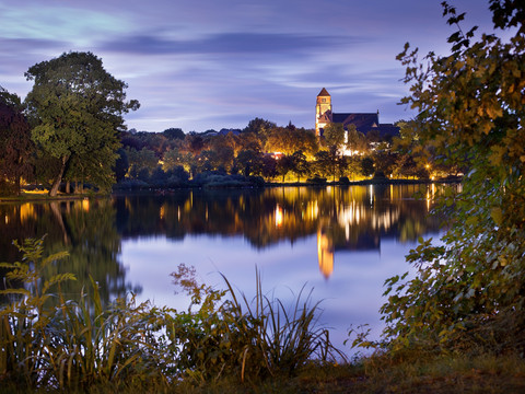 Schloßteich am Abend