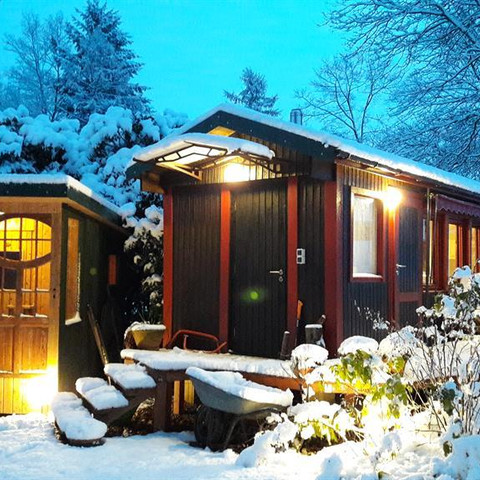 Schaeferwagen und Sauna im WInter