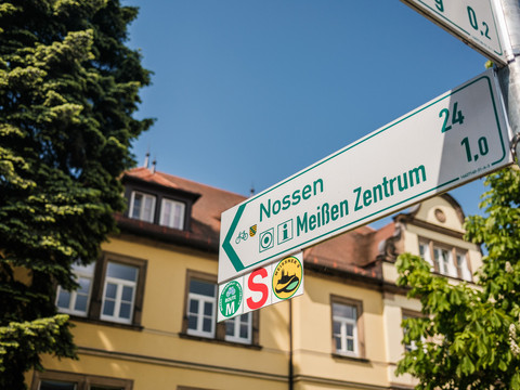 Beschilderung Radroute "Meißner 8"
