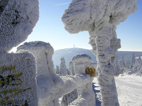Fichtelberg mit Blick zum Keilberg