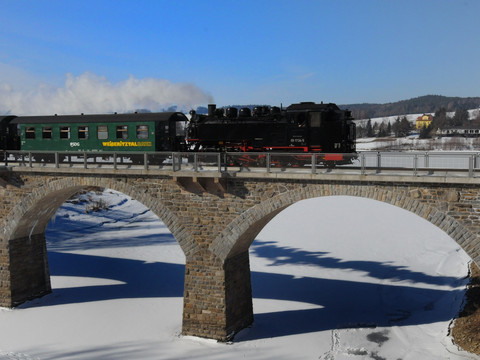 Weißeritztalbahn im Winter