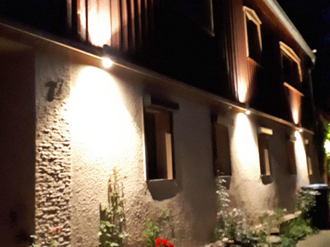 Das Bergnest bei Nacht