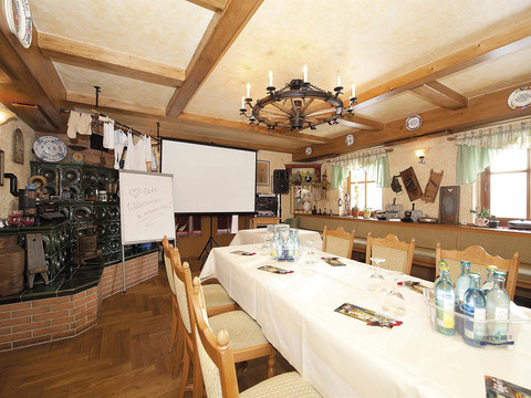 Bauernstube als kleiner Seminar-Raum