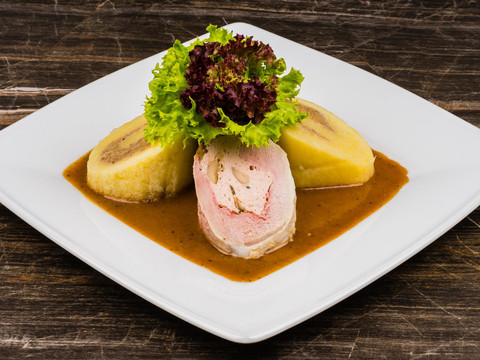 Kulinarische Köstlichkeiten im Restaurant 2000ACHT