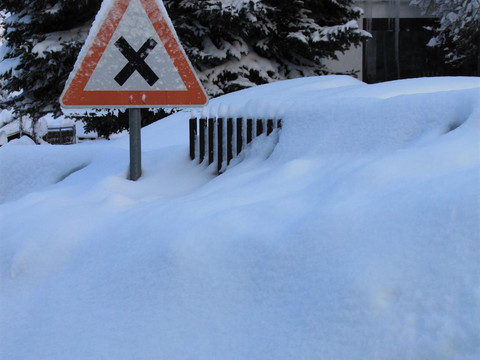 16 12 2010 Dorfstraße