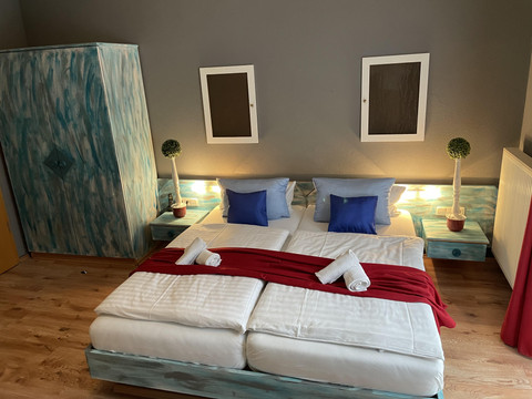 43A790FD-B08F-4BFC-9DE9-8DE09A8821DD