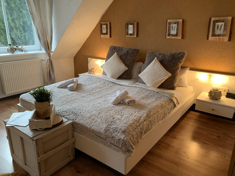 48A7A4C1-AE5C-4A6E-8C88-86C11F1DE97A