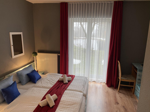 55959745-26D4-42AE-B250-44F3944119DF