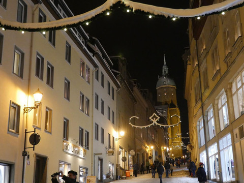 Blick zur Annenkirche