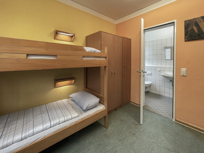 Jugendherberge in Goslar- Zimmerbeispiel mit Hochbett