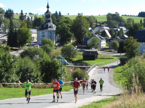 Marathonläufer im Bereich Carlsfeld