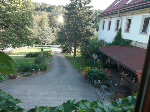 Blick auf's Bauernhaus