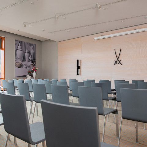 Reihenbestuhlung im Vortragsraum