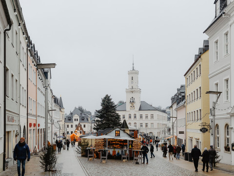 Weihnachtsmarkt in Schneeberg im Erzgebirge