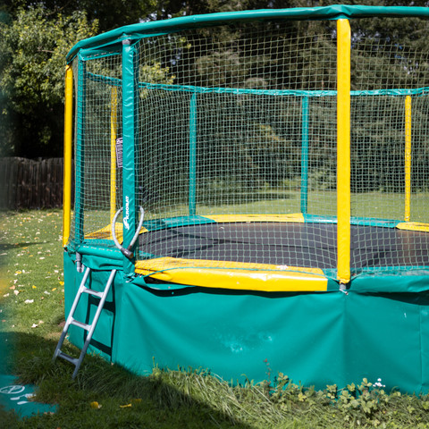 Hochbad Trampolin.jpeg