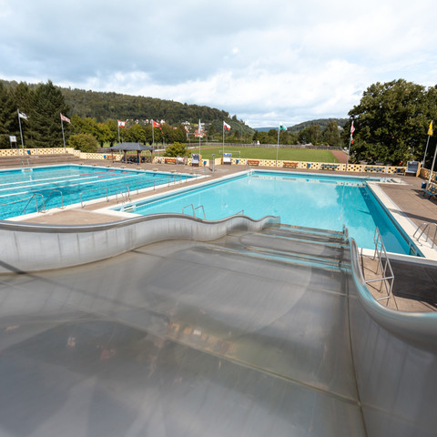 Hochbad Rutsche.jpeg