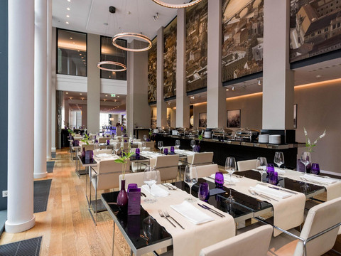 216InnsideDresden-Ven Restaurant Dinner