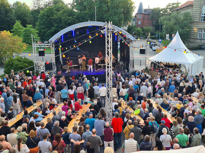 Kultursommer Publikum vor Bühne