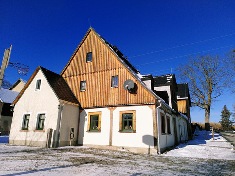 Parkmöglichkeitenvor dem Haus