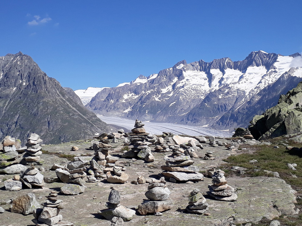 Rundwanderung vom Bettmerhorn via Märjelensee zur Bettmeralp