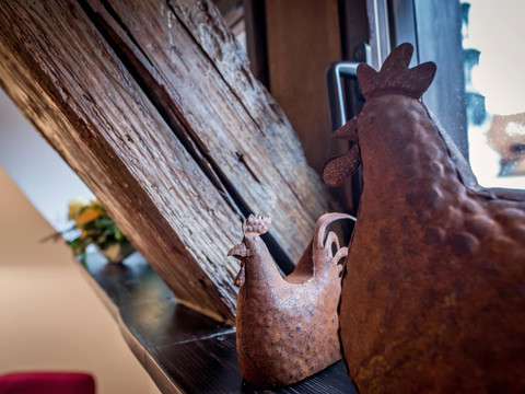 restaurierte Dachbalken strahlen in neuem Glanz