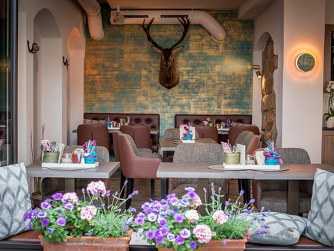 unser Restaurant »Platzhirsch«