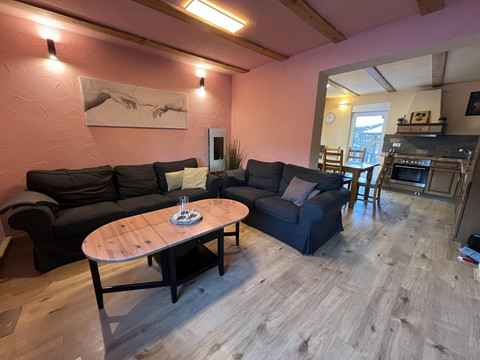 WOHNZIMMER APPARTEMENT A