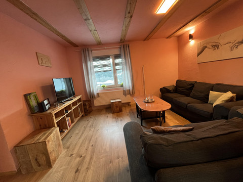 WOHNZIMMER APPARTEMENT A
