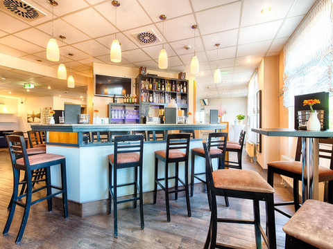 ACHAT_LEIPZIG_BAR_1k