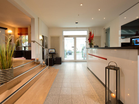 ACHAT_PREMIUM_DRESDEN_LOBBY_2