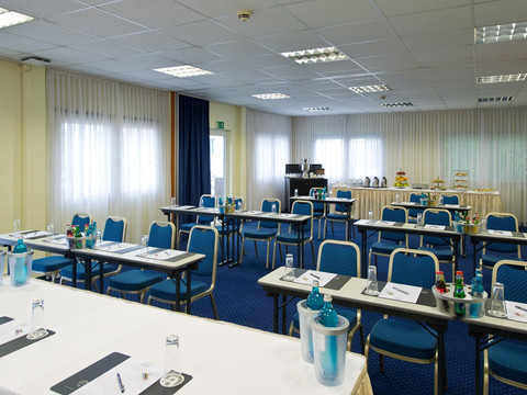 ACHAT_PREMIUM_DRESDEN_MEETING_4