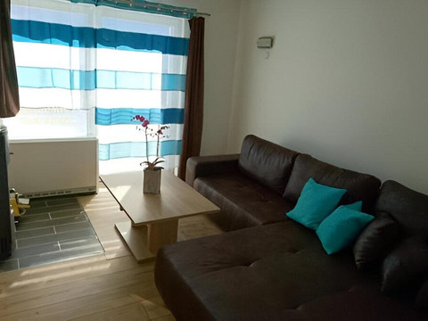 9ccd25f1-ebe8-4891-b370-1d5b69b88c8e_358559