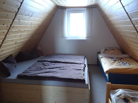 8db167a6-e411-4805-a8e3-0fe33ae51bf3_358559