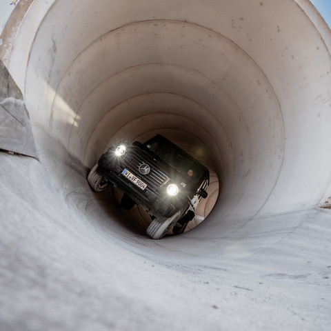 Mercedes-Benz Offroad Parcours The-rock! Tunnel Mercedes-Benz Offroad Parcours The-rock! Tunnel