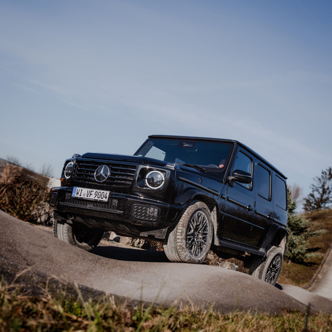 Mercedes-Benz Offroad Parcours The Rock! Huegel Mercedes-Benz Offroad Parcours The Rock! Huegel