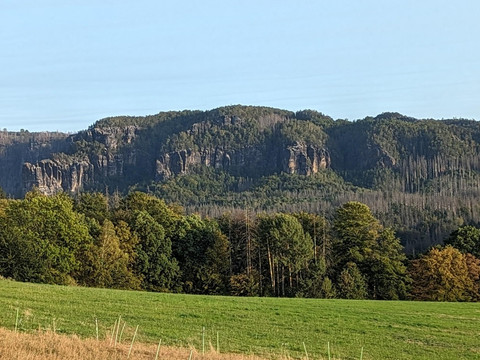 Blick zum Bloßstock und den Affensteinen