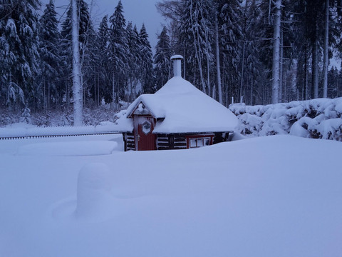 Grillhütte im Winter nutzbar