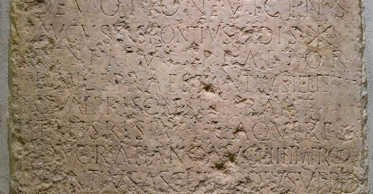 Sion Rathaus mit Christustafel